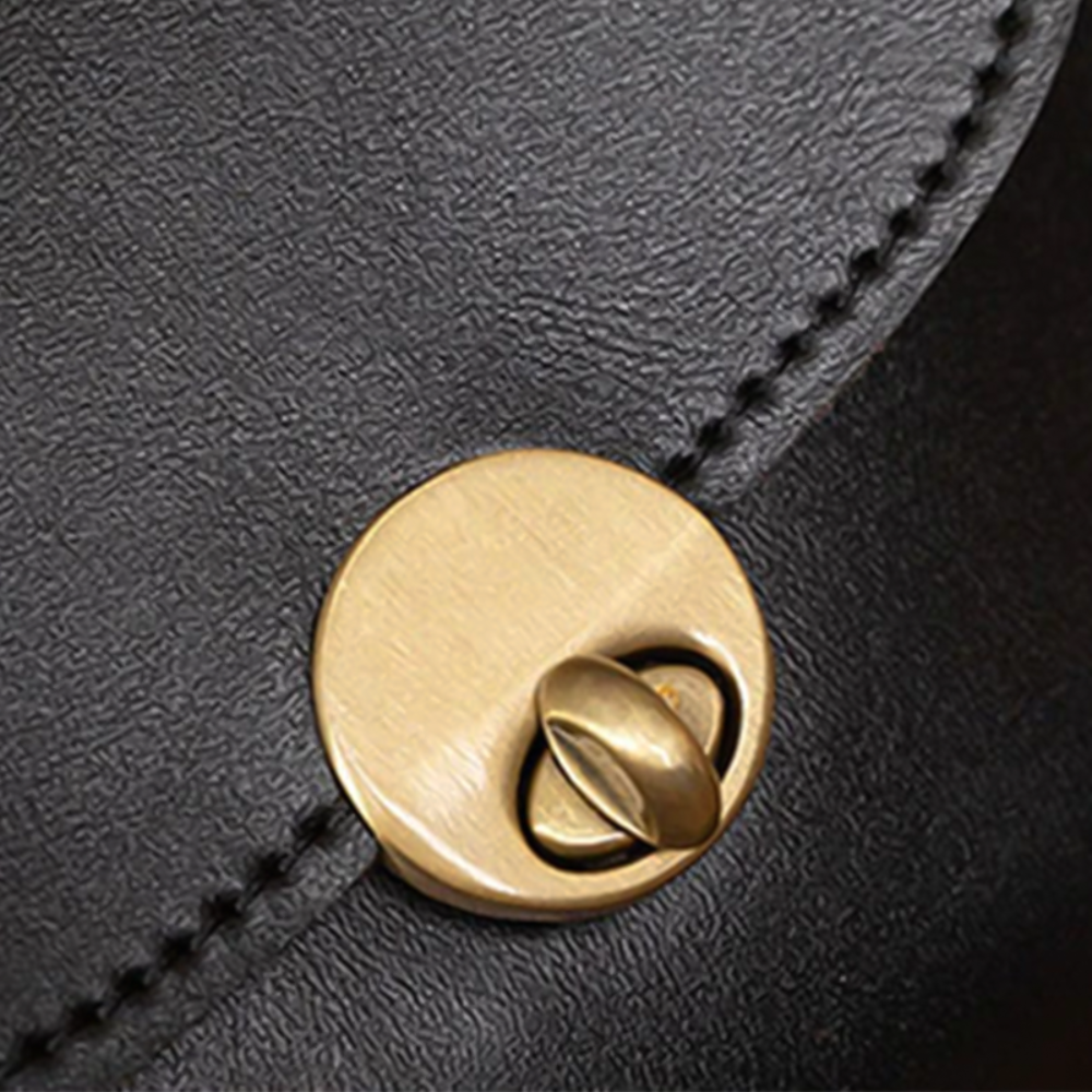 Evelina | Timeless Kiss-Lock Shoulder Bag