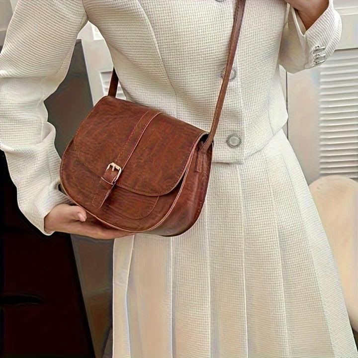 Marina | Refined Chic Crossbody Saddle Bag