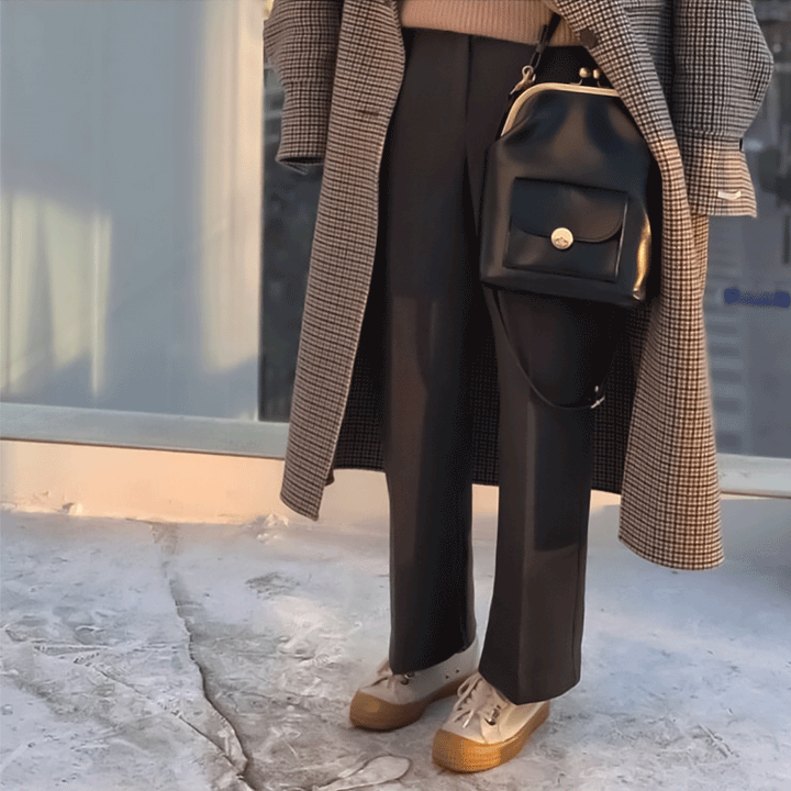 Evelina | Timeless Kiss-Lock Shoulder Bag